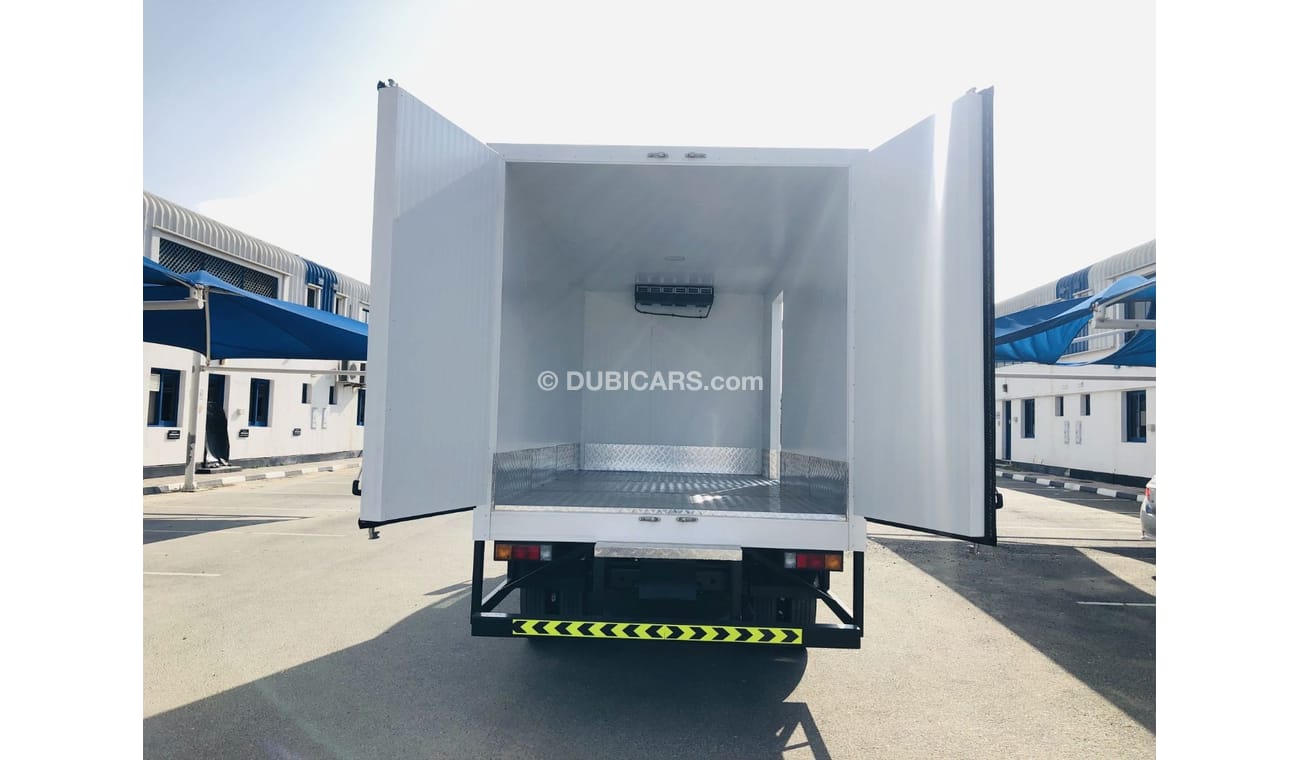 Mitsubishi Canter FREEZER TRUCK CONVERSION