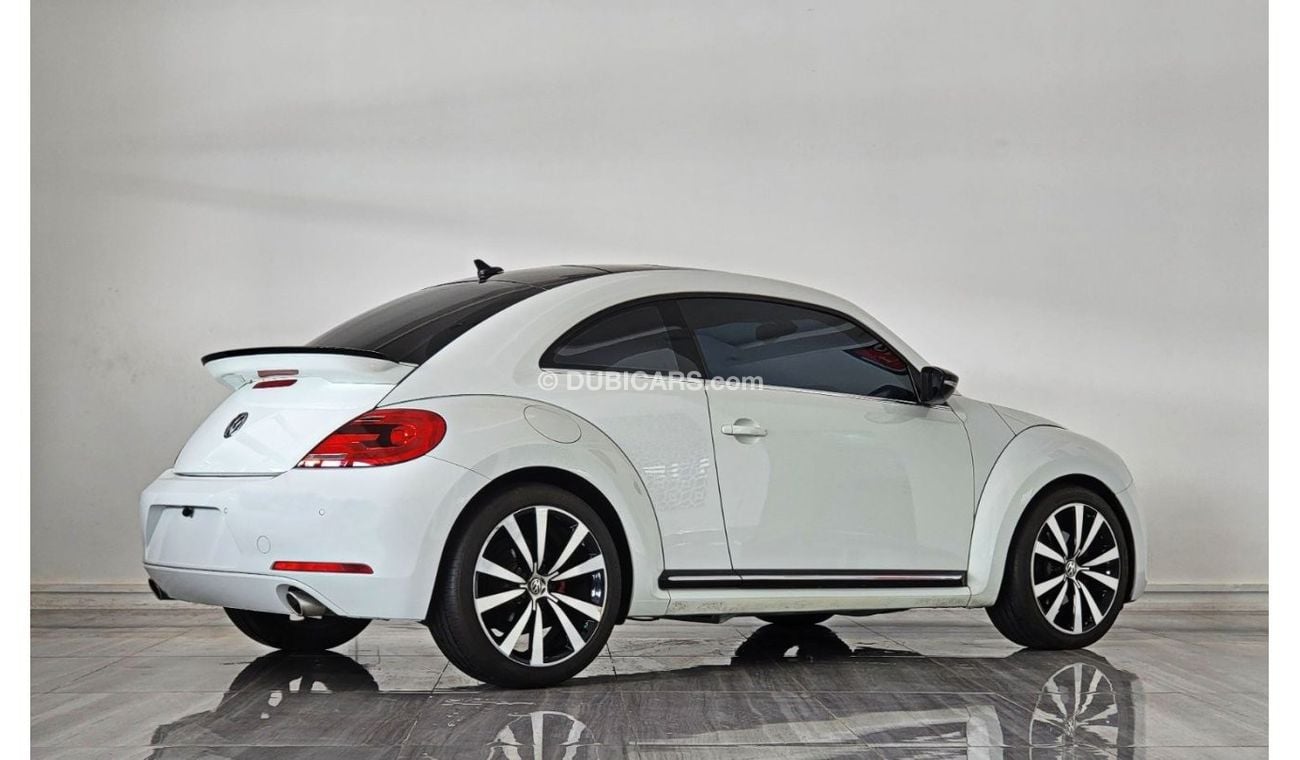 Volkswagen Beetle 2.0L-4CYL-Full Option Excellent Condition-GCC Specs