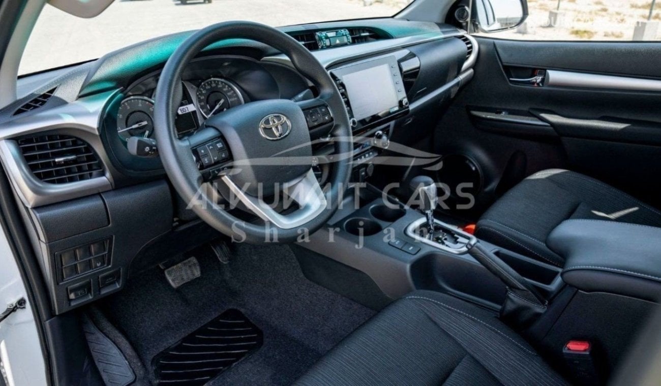 تويوتا هيلوكس Toyota Hilux 2.4L Diesel AT 4X4 Full Option 2024