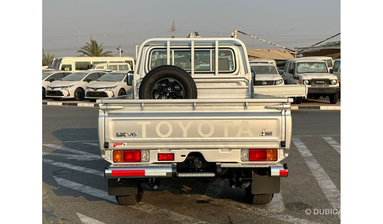 تويوتا لاند كروزر بيك آب LC79 SC PICKUP 4.0L PTR AT