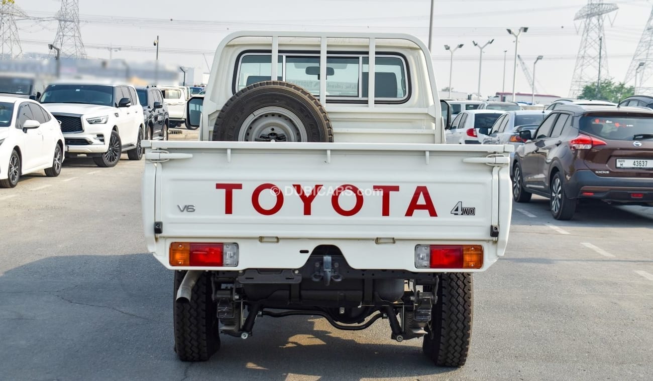 Toyota Land Cruiser Pick Up