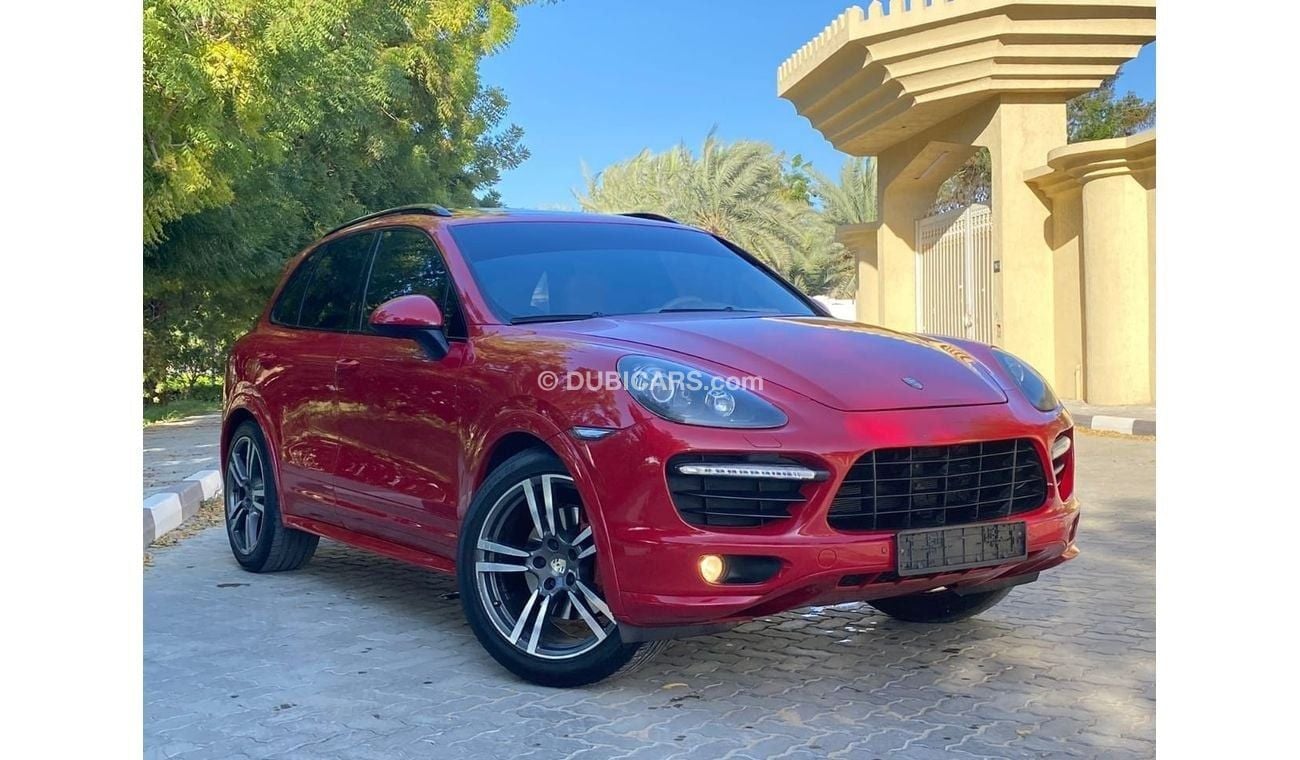 Porsche Cayenne GTS 4.8L