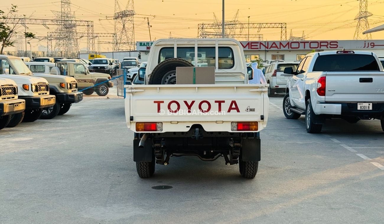 Toyota Land Cruiser Pick Up TOYOTA LAND CRUISER 79 4.2L 4WD SC PICKUP 2024 WITH DIFF LOCK