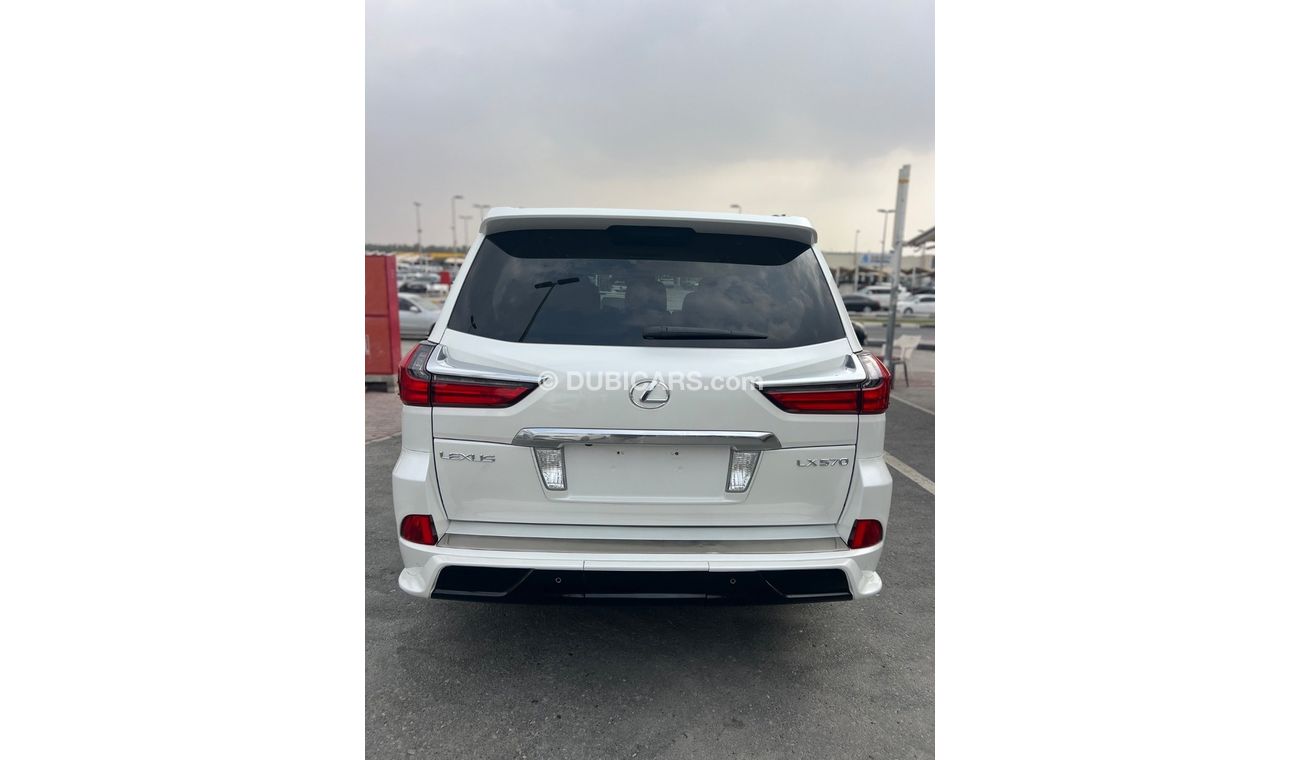 Lexus LX570 Platinum Lexus 570S model 2016 GCC specifications used like new