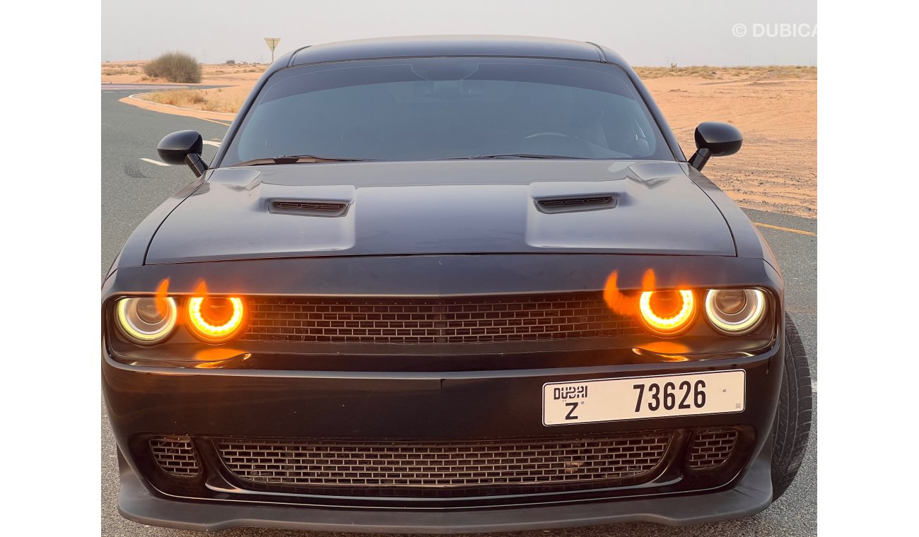 Dodge Challenger SXT