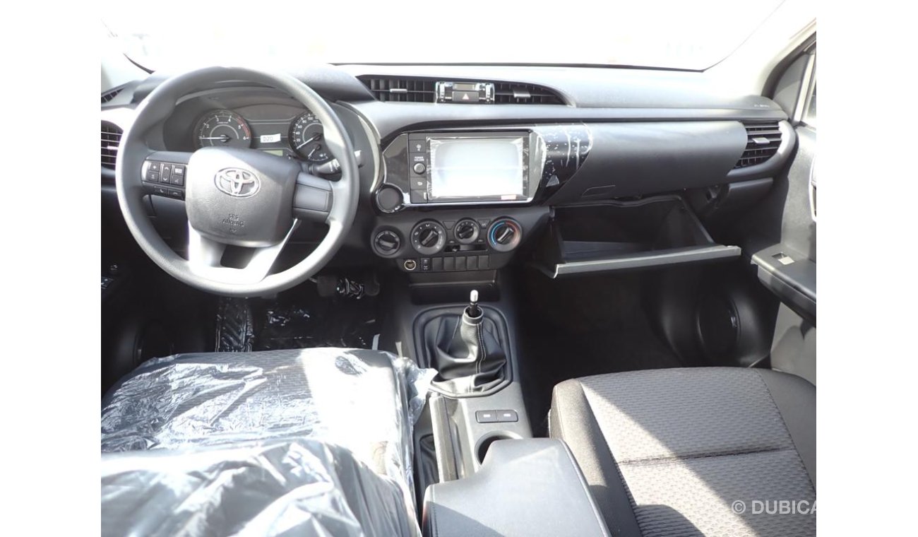 تويوتا هيلوكس toyota hilix 2.4 basic with diff lock and power windows