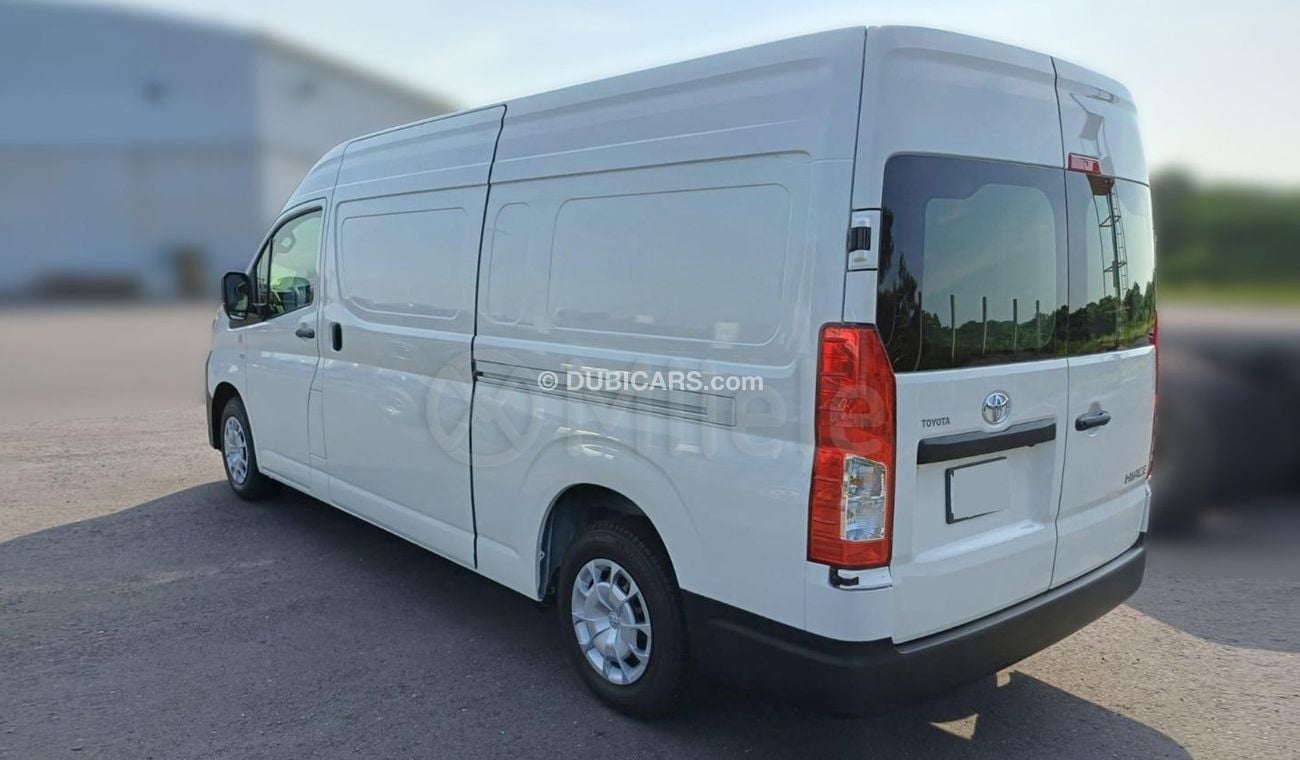 Toyota Hiace HR CARGO VAN 2.8L DIESEL: NEW SHAPE, REAR CAMERA, POWER WINDOWS, CENTRAL LOCK