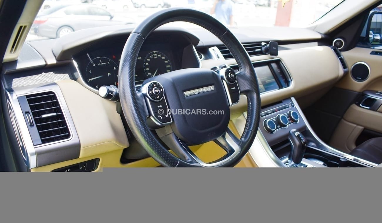 Land Rover Range Rover Sport The car is very good, in perfect condition, looks clean from the inside and outside without any acci