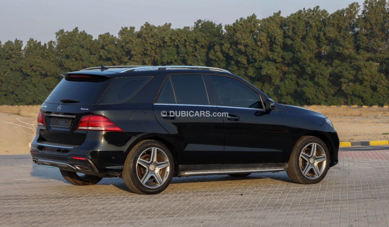 Mercedes-Benz GLE 400 Std 3.0L