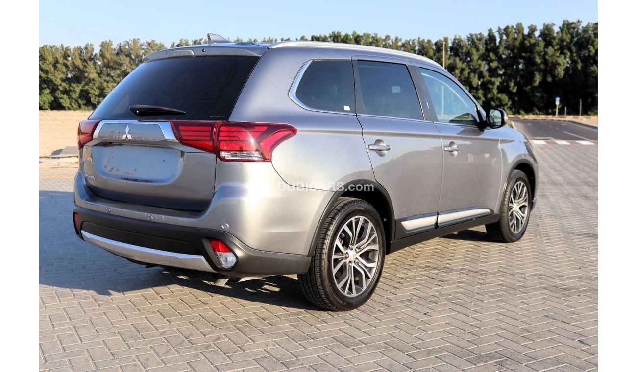 Mitsubishi Outlander GLX High 2.4L