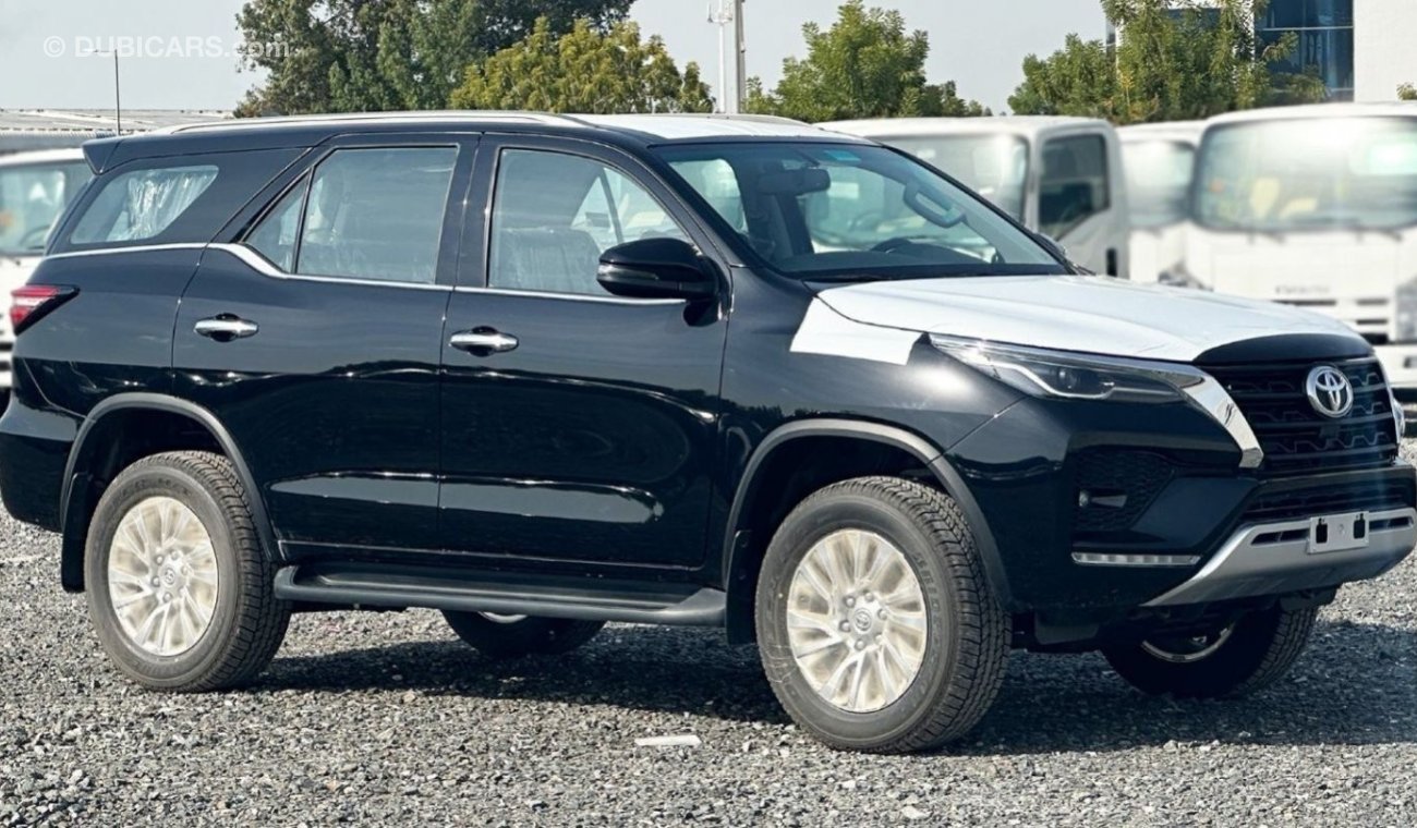 تويوتا فورتونر 2.8L EXECUTIVE 4X4 TURBO ABS AIRBAGS AT