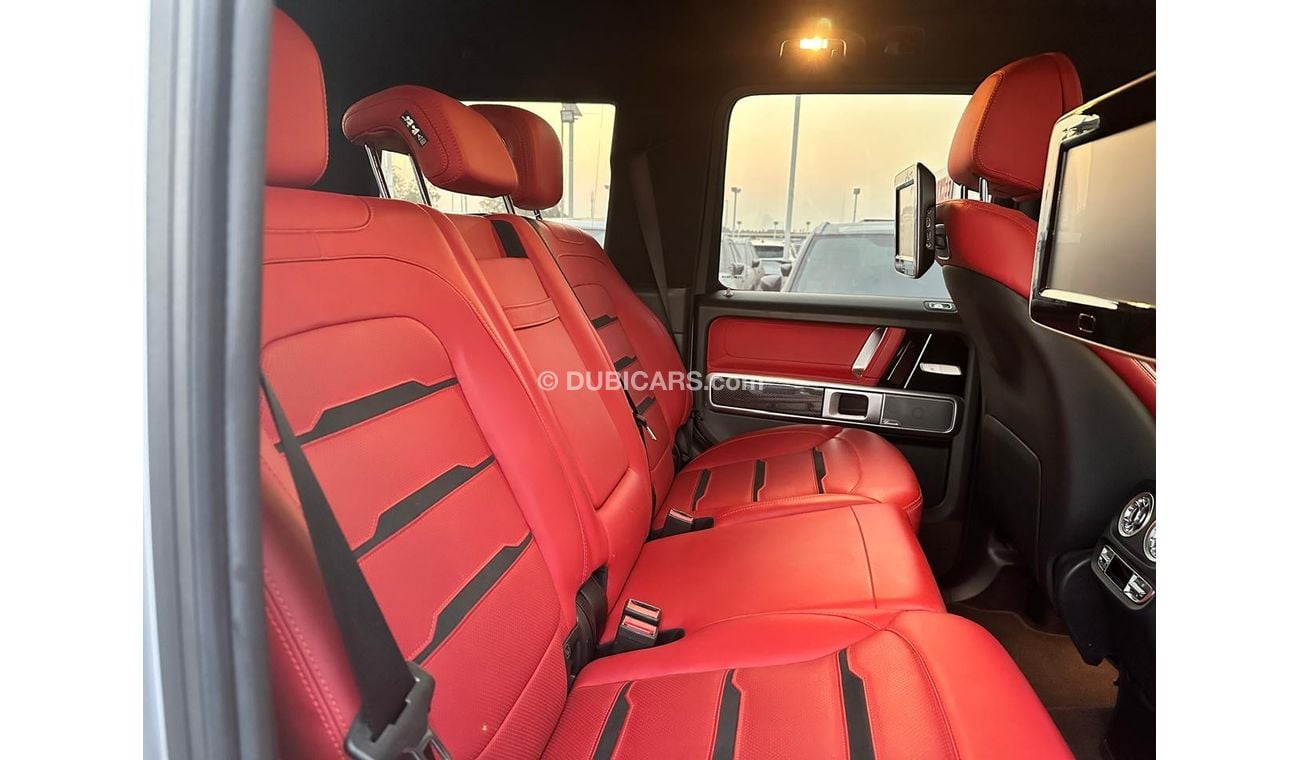 مرسيدس بنز G 63 AMG 4X4² Mercedes - Benz G63 AMG 2023  with service contract up to 60km