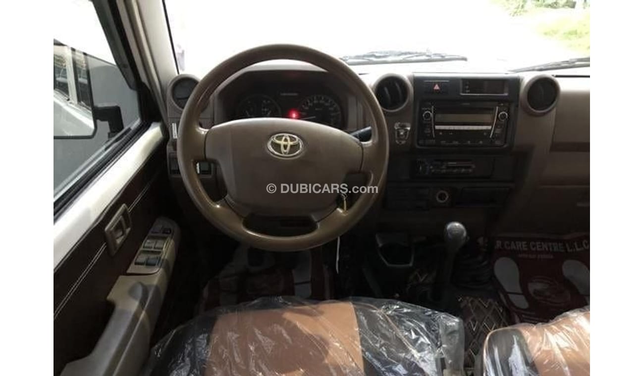 Toyota Land Cruiser Pick Up 2016 LAND CRUISER DOUBLE CABIN