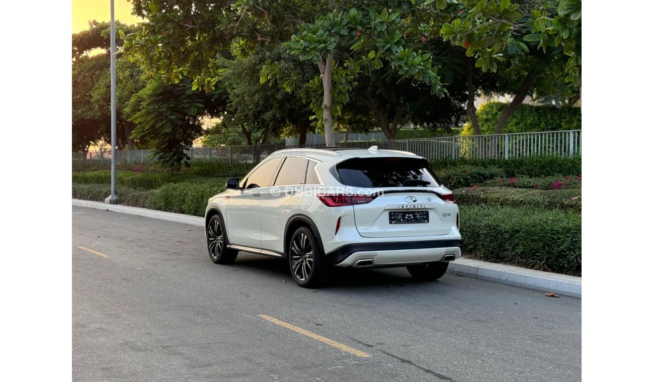 Infiniti QX50 2.0T Luxe (AWD)