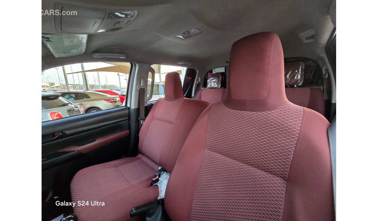 Toyota Hilux Double Cabin 2017 model Gcc 2.7L GLS