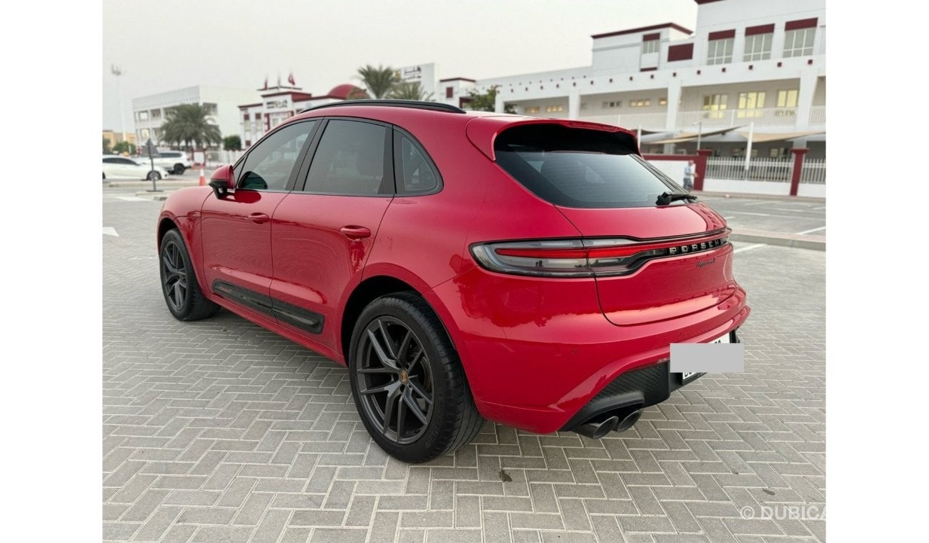 Porsche Macan T GCC - Unique Colour - Full Service History - Clean as Brand New - Full body ceramic