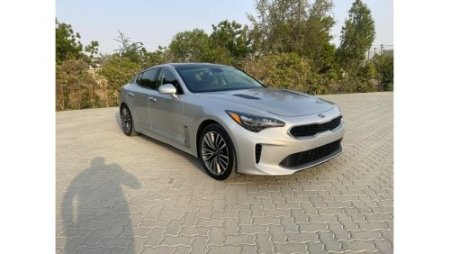 Kia Stinger GT Kia Stinger Premium 2018 Silver 2.0L vin: KNAE25LA9J6021345