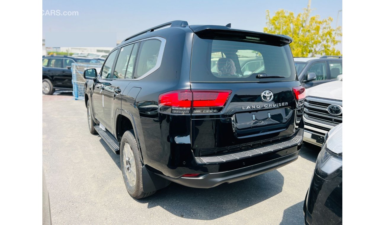 تويوتا لاند كروزر VX 3.5L Petrol Mid Option European Specification