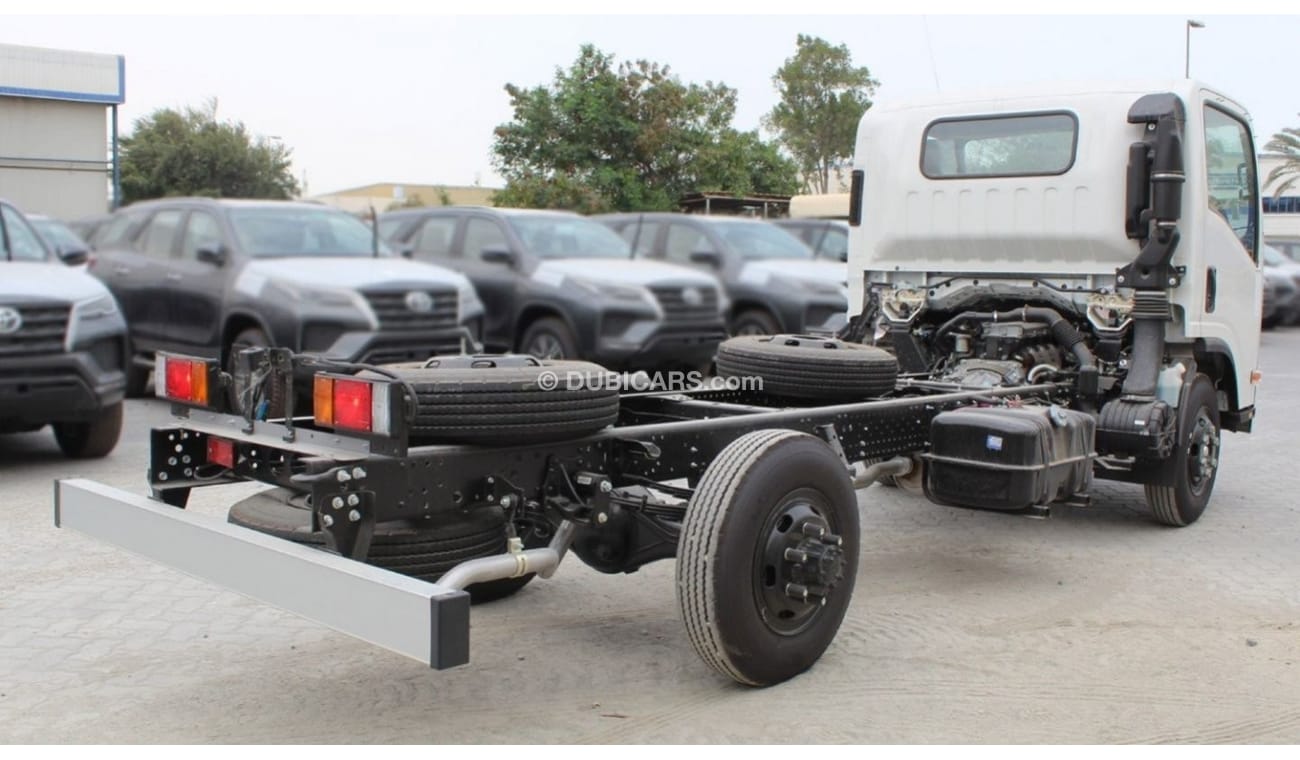 Isuzu NPR NPR 4570 CC TRUCK CAB CHASSIS 4X2 DIESEL MT (only for export)