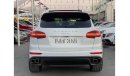 Porsche Cayenne S Model 2015, Gulf, Flection, Panorama Sunroof, 6 Cylinder, Automatic transmission, in excellent condi