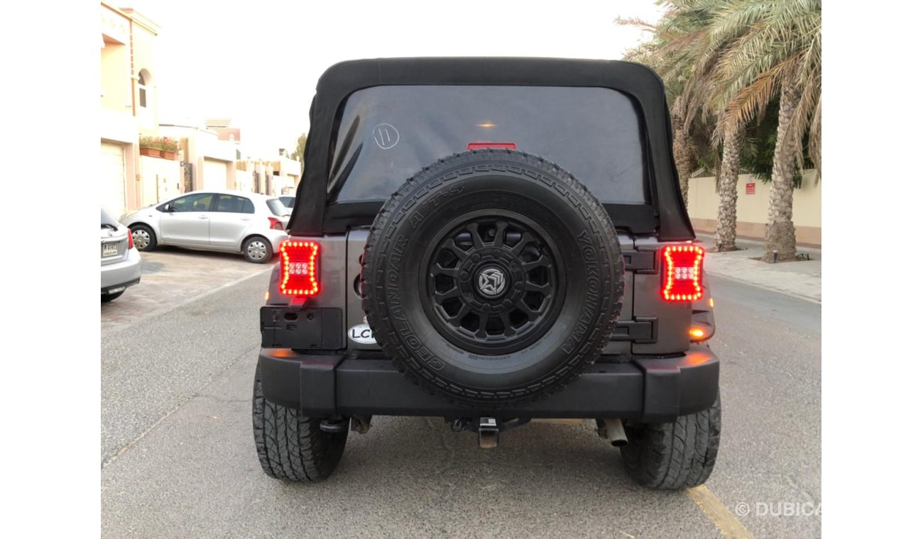 جيب رانجلر 3.6L Petrol, 17" Rims, Front A/C, Rear Camera, DVD, Leather Seats, LED Headlights (LOT # JW2016)