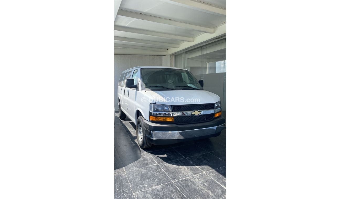 شيفروليه إكسبرس 2024 Chevrolet Express 12-Seater Passenger Van 6.6L V8 Petrol A/T RWD Export Only