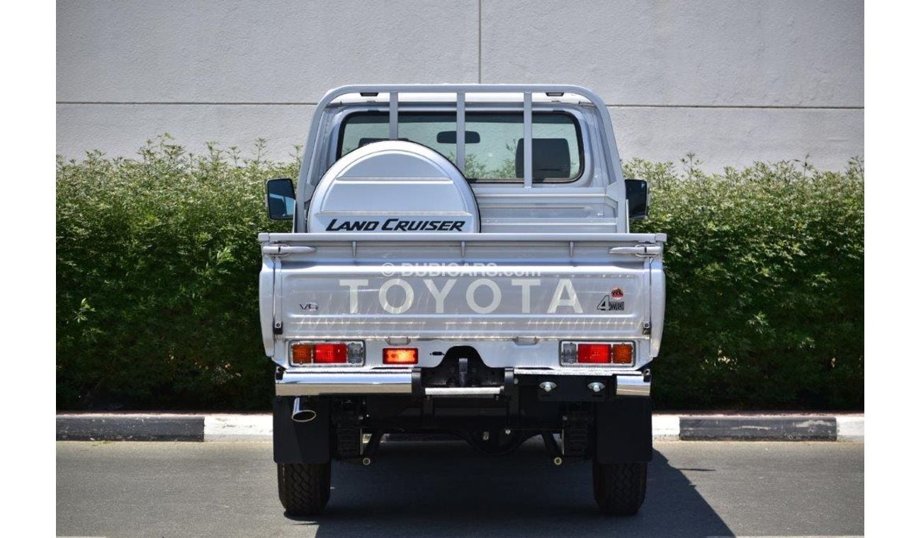 Toyota Land Cruiser Pick Up 79 Single Cab Pickup LX V6 4.0L Petrol 4WD Manual Transmission - Euro 4