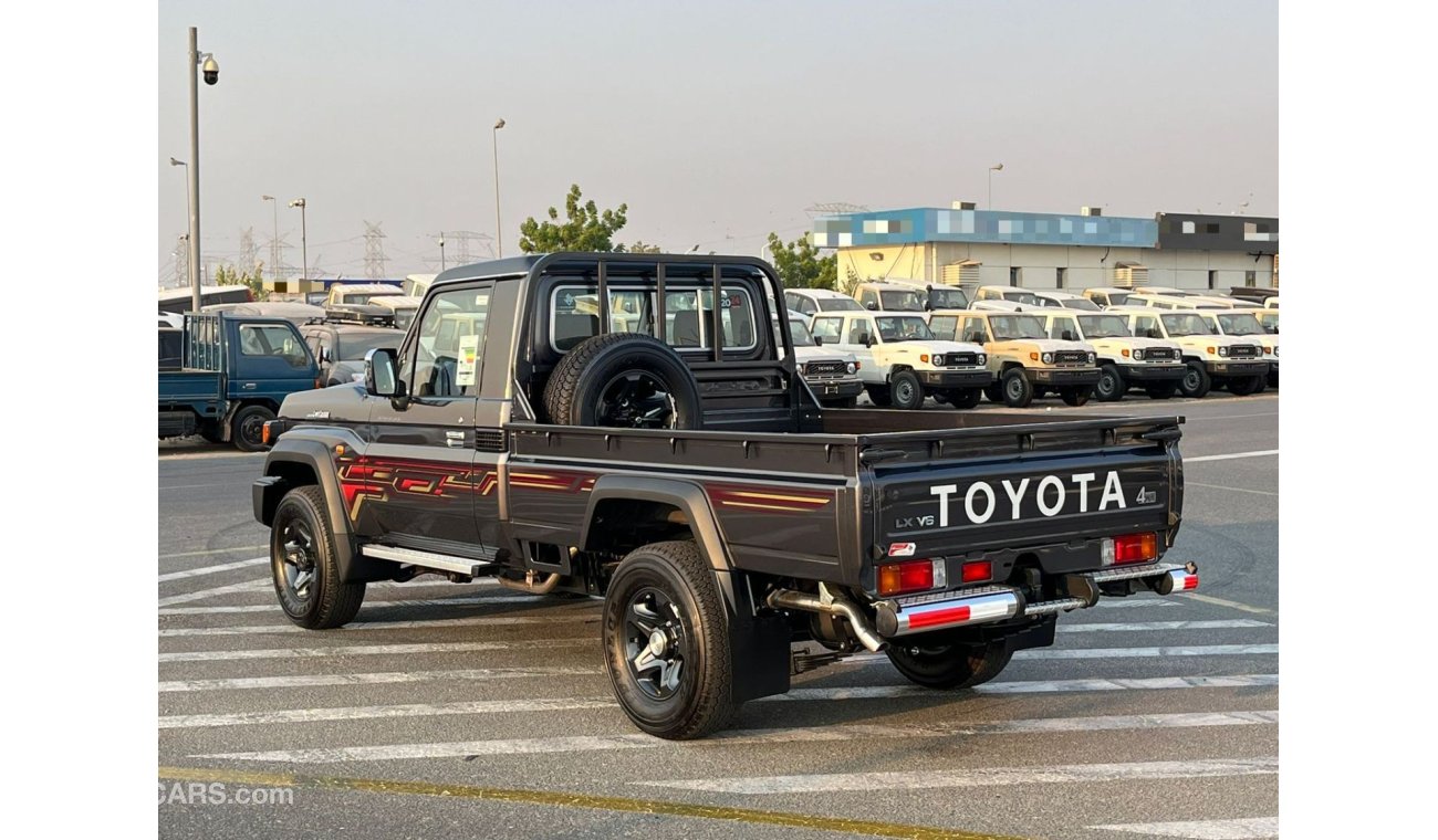 تويوتا لاند كروزر بيك آب LC79 SC PICKUP 4.0L AT