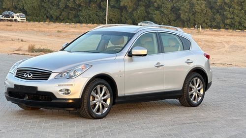 Infiniti QX50 2.0T Luxe (FWD)