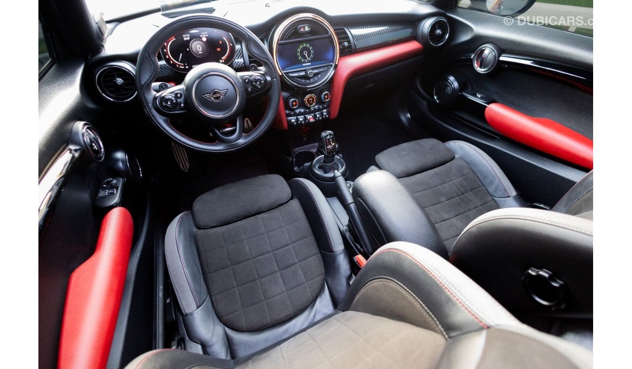 ميني جون كوبر MINI Cooper John Cooper Works 2021 GCC under Warranty with Flexible Down-Payment.