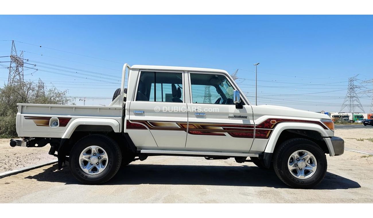 New Toyota Land Cruiser Pickup LC79 D/C PETROL 4.0L V6 2022 NEW 2022 ...