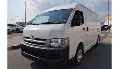 تويوتا هاياس Toyota Hiace Highroof Van, Model:2007.Excellent condition