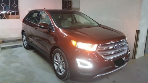 Ford Edge Titanium