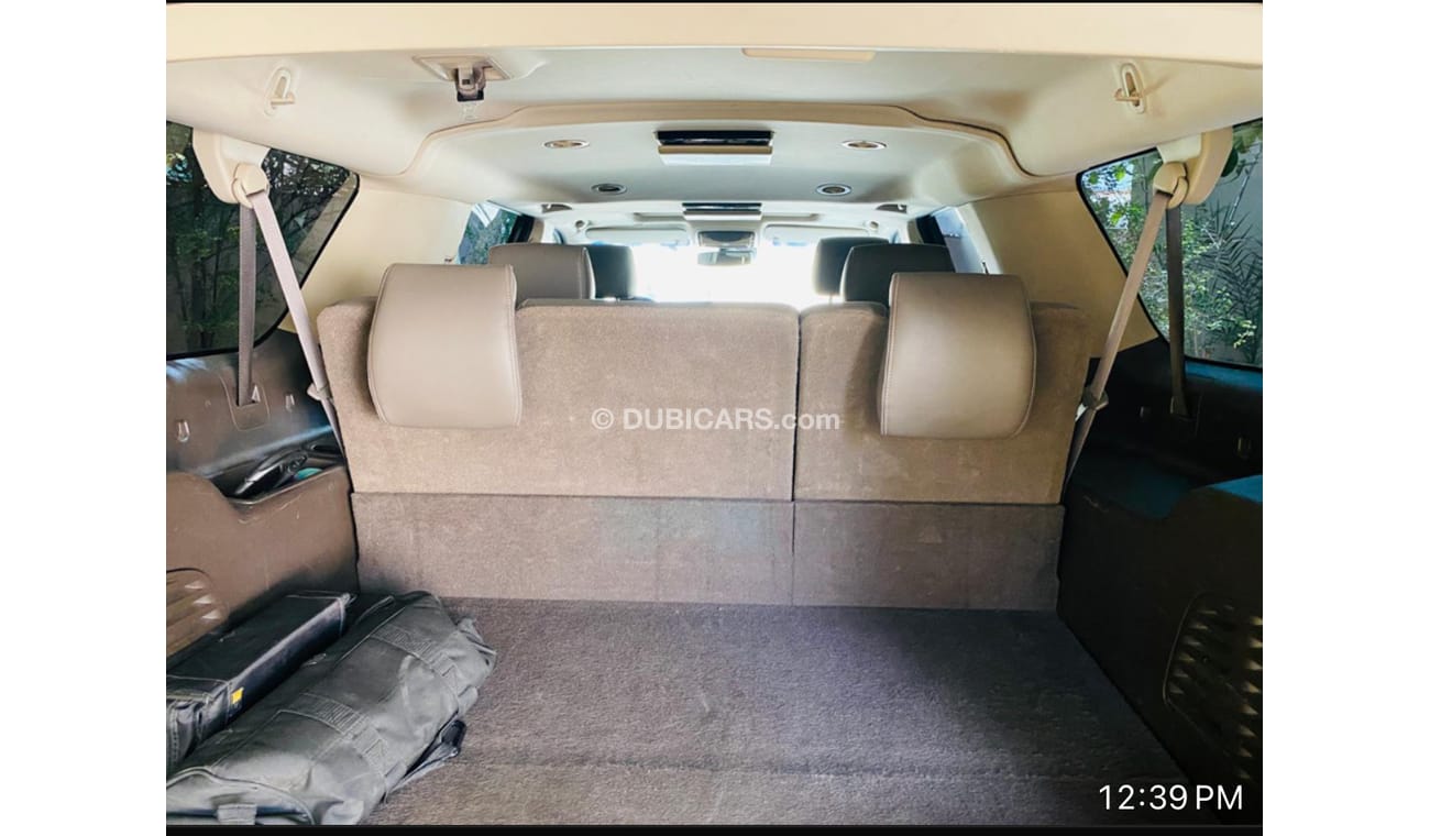 GMC Yukon Denali 6.2L (8 Seater)