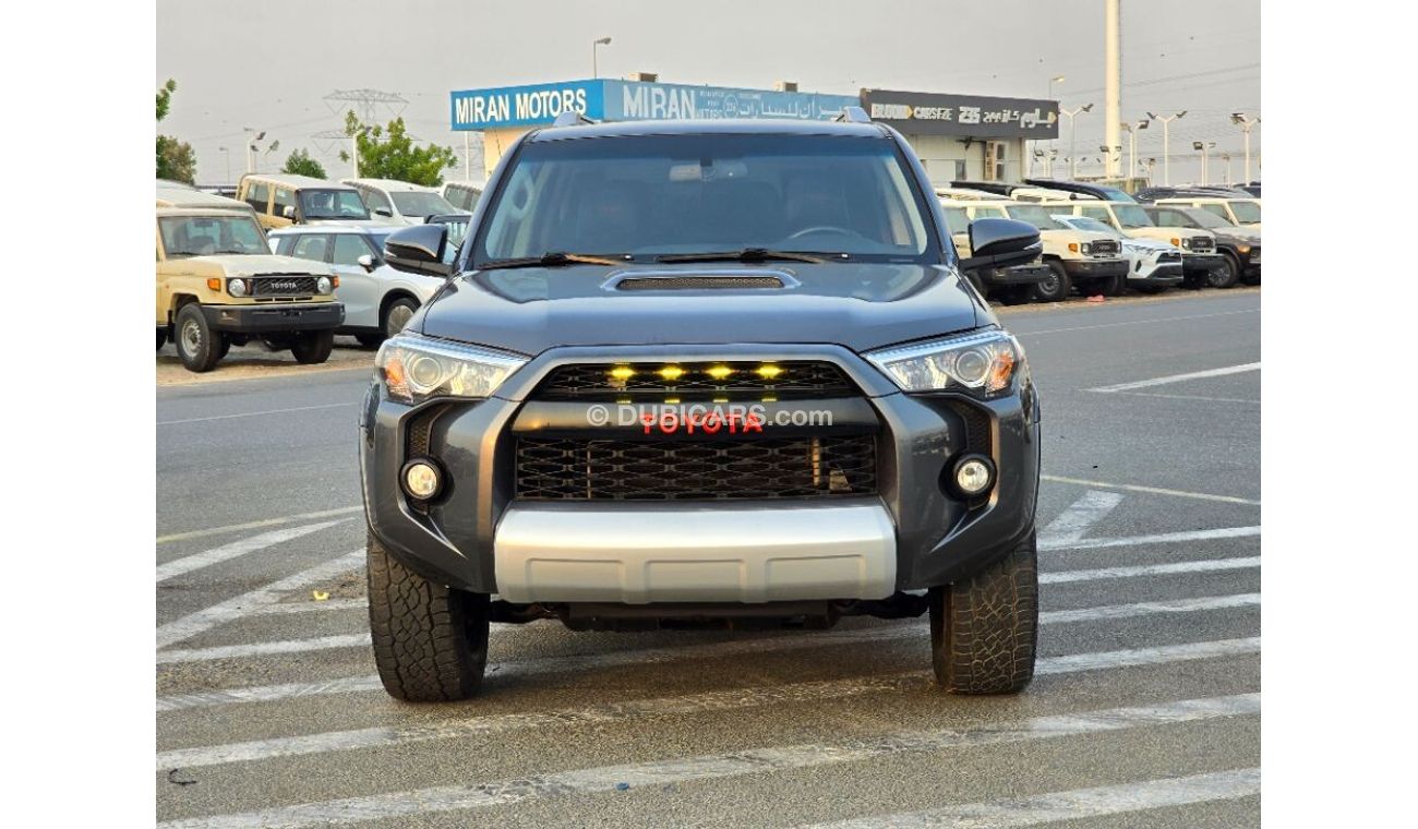 تويوتا Runner4 2018 TRD off road full option sunroof and original leather seats