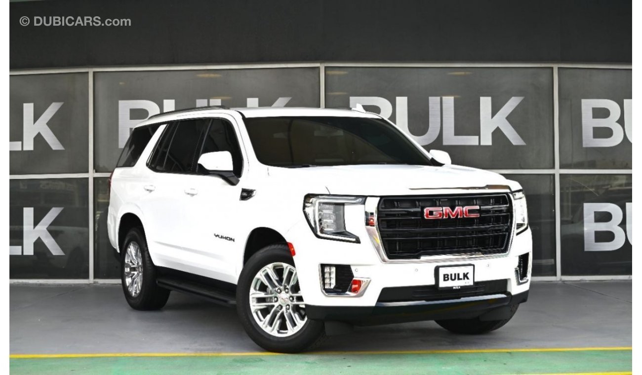 GMC Yukon ‎GMC Yukon SLE AWD - Original Paint - Under Warranty - Rear Dvd - 7 Seater - AED 3,223 M/P