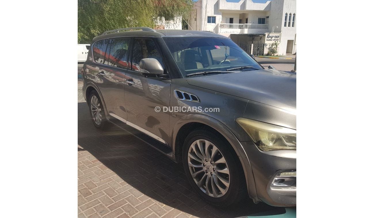 Infiniti QX80 Limited 5.6L