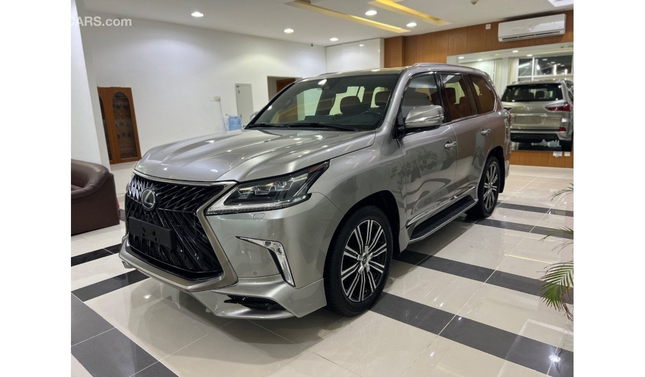 Lexus LX570 Platinum Signature