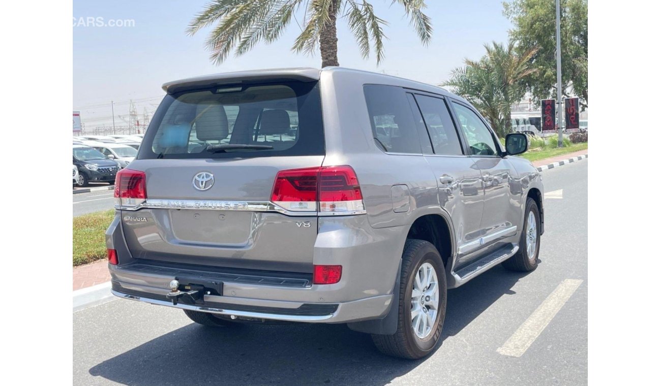 تويوتا لاند كروزر Toyota landcuriser Sahara  2019 Full Option