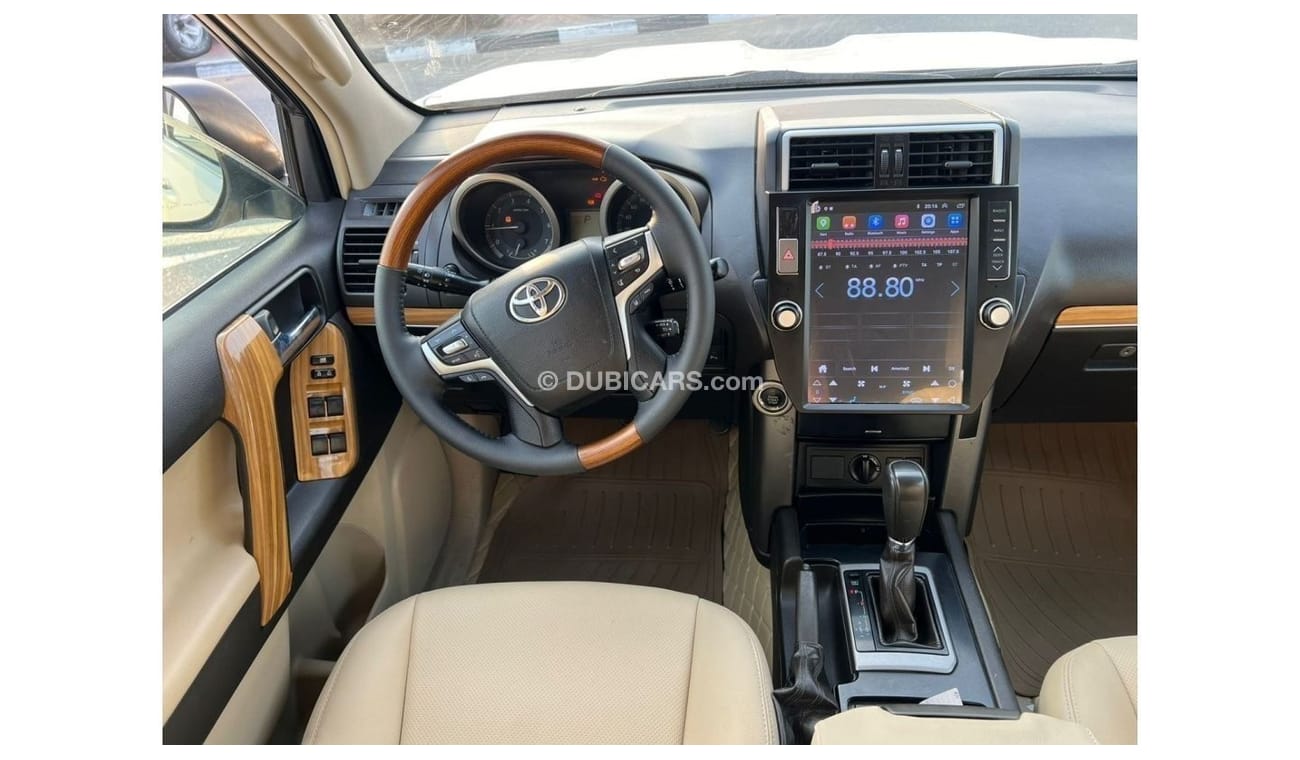 تويوتا برادو 2010 Toyota Prado TXL 4.0L V6 - 2023 Modification - 7 Seater With Cool Box Push Start - UAE PASS