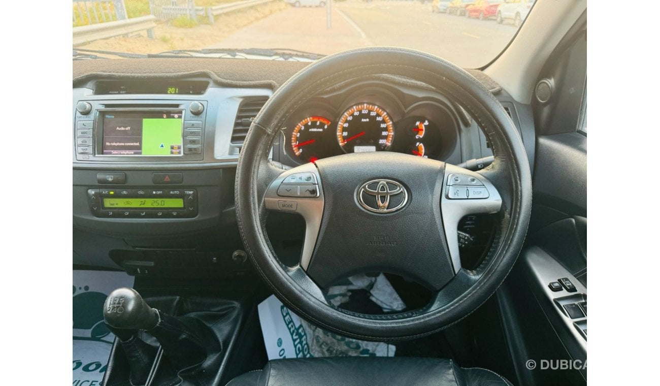 Toyota Hilux 2014 TOYOTA HILUX D4D