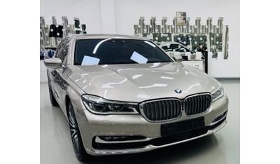 بي أم دبليو 750Li Luxury Plus 4.4L