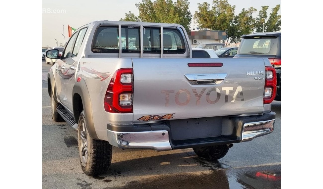 تويوتا هيلوكس Toyota Hilux SR5 4.0L Petrol 2024