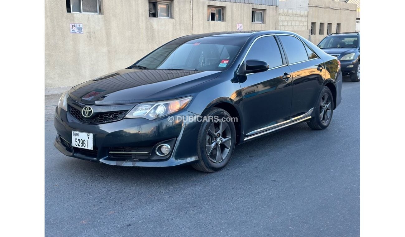 Toyota Camry GL 2.5L