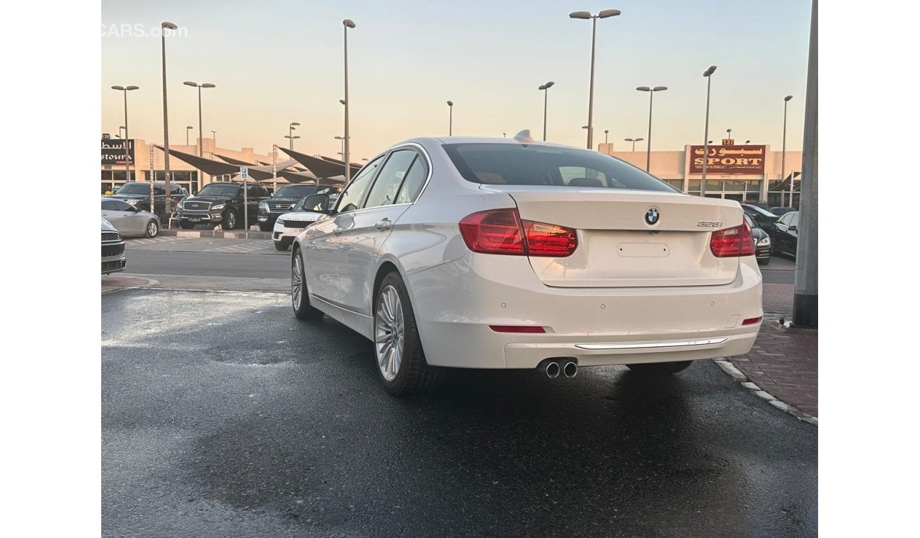 بي أم دبليو 328i BMW 328i _GCC_2015_Excellent Condition _Full option