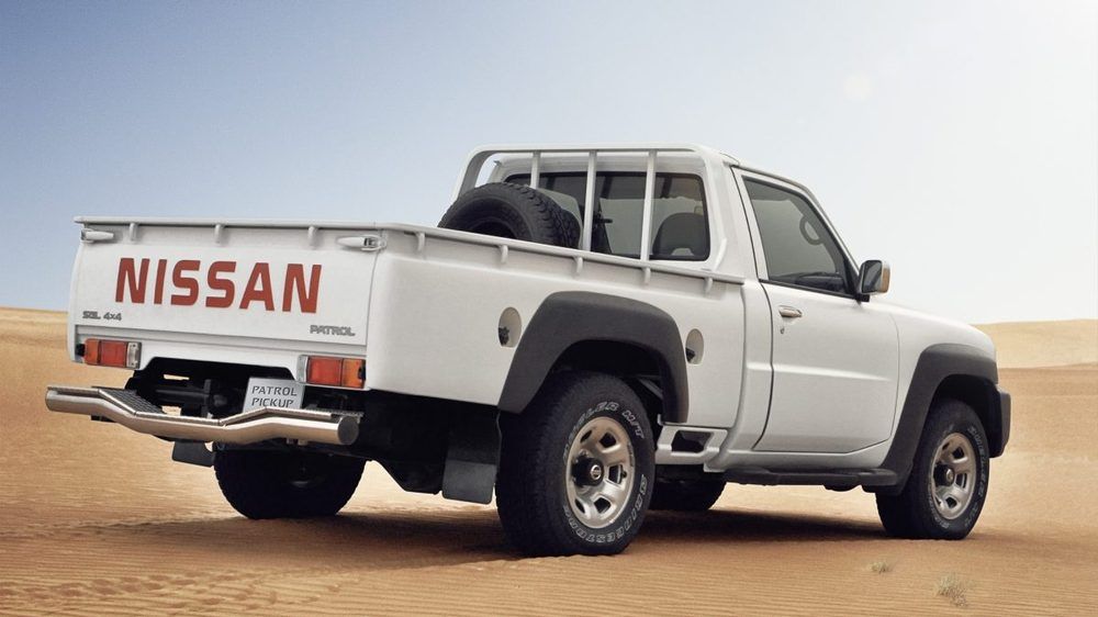 Nissan Patrol Pickup exterior - Rear Left Angled