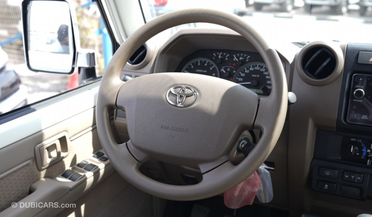 تويوتا لاند كروزر هارد توب Toyota Land Cruiser Hard Top 2023 YM LC 76 Petrol 4.0 Ltr 5 Door