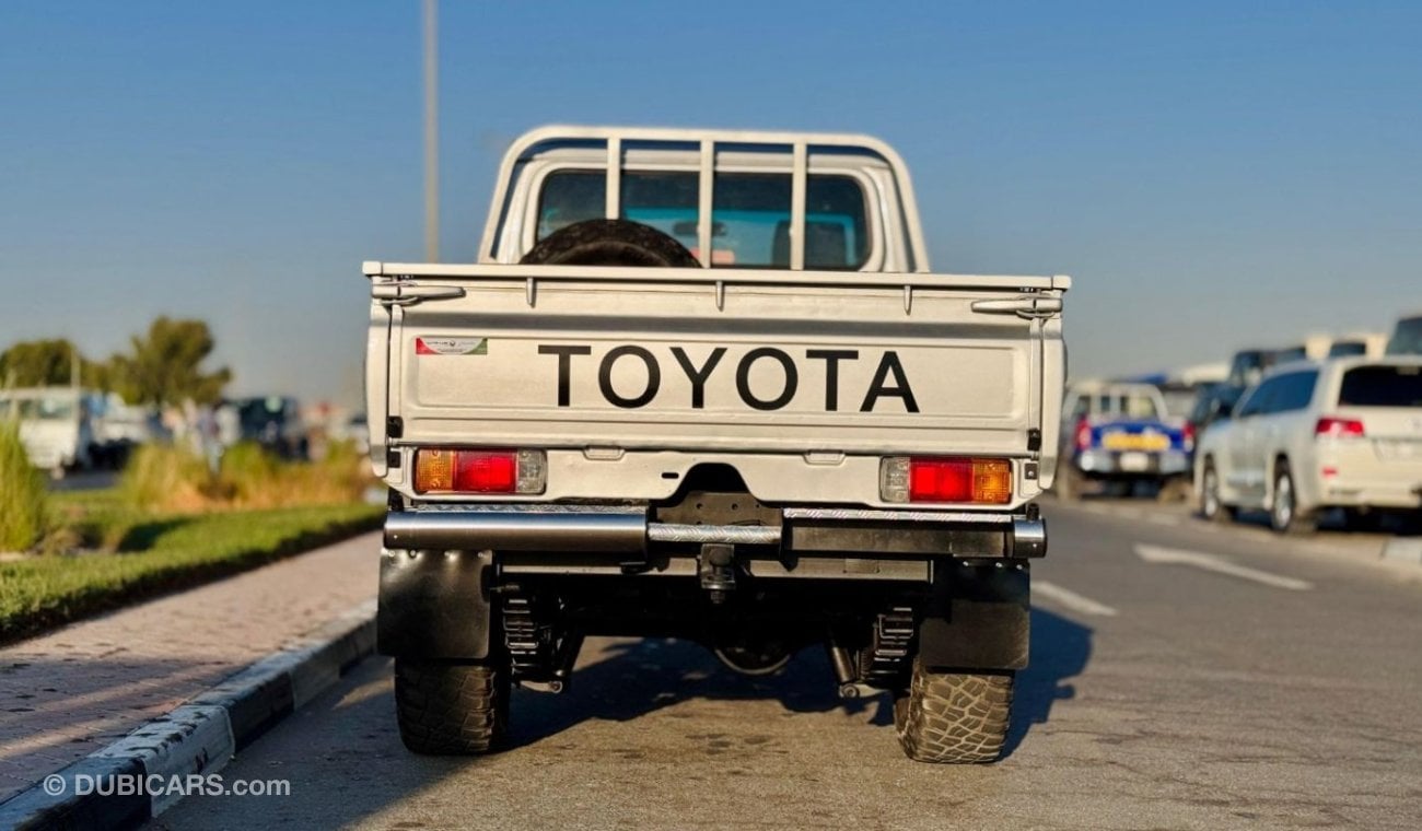 Toyota Land Cruiser Pick Up SINGLE CABIN | 4 X 4 | PREMIUM BULL BAR | RHD | 2010 | 4.5L DIESEL | RHD | AIR SNORKEL