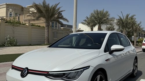 فولكس واجن جولف GTI