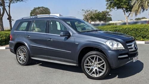 Mercedes-Benz GL 500 5.5L-8CYL 4MATIC - FULL OPTION EXCELLENT CONDITION GCC SPECIFICATION